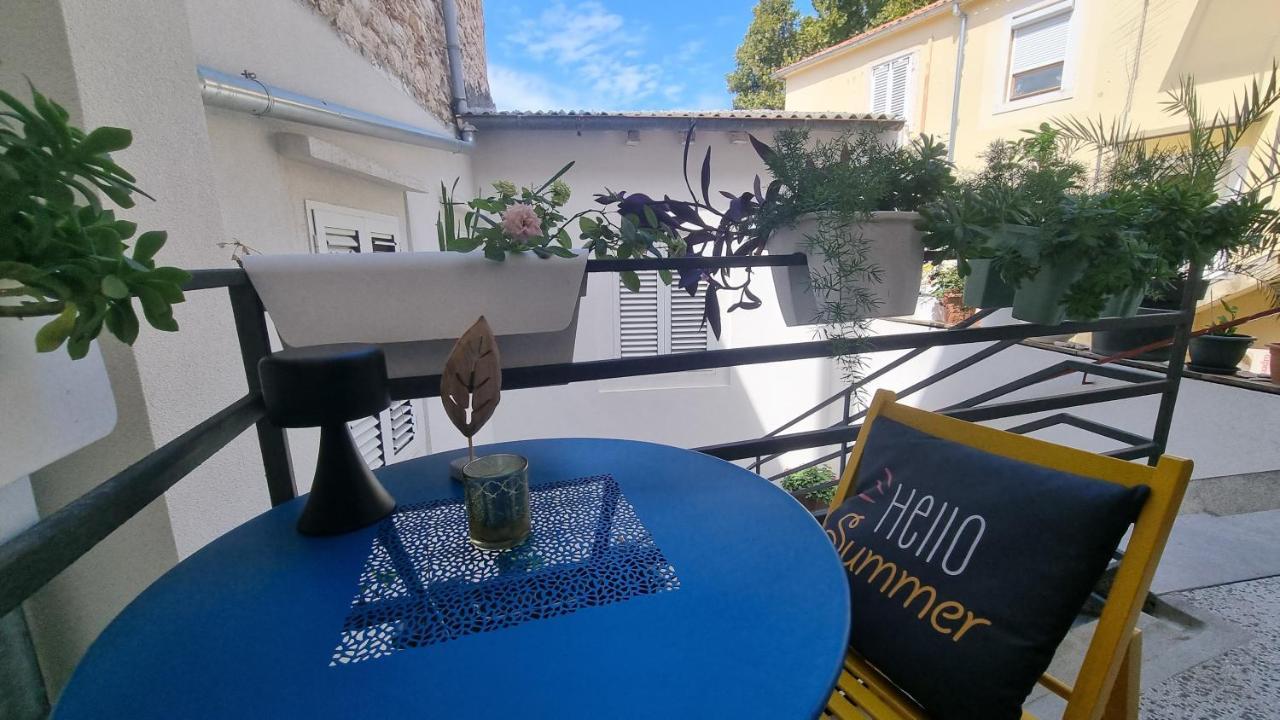 Place 4 U Studio Center Zadar Exterior photo