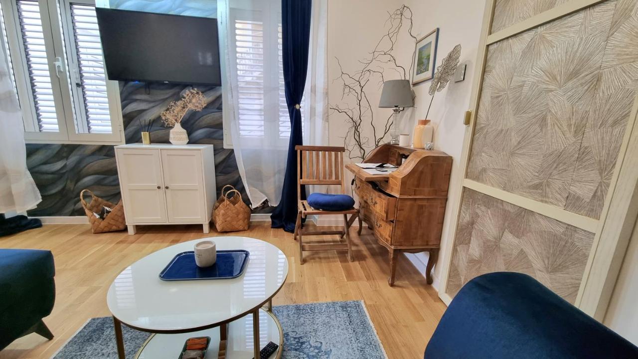 Place 4 U Studio Center Zadar Exterior photo